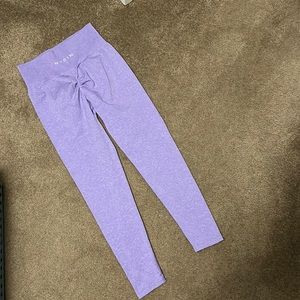 NVGTN Periwinkle Scrunch Seamless Leggings - Medium